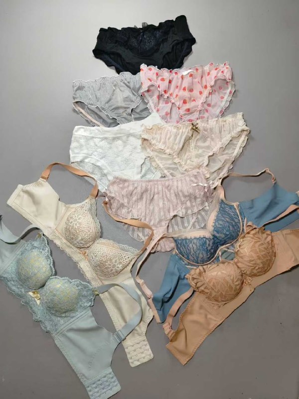 Photo gallery from 20251010, image 9